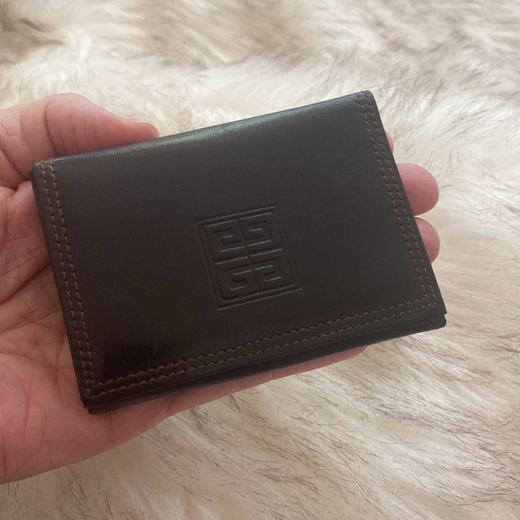 ✔️Givenchy Vintage Leather Key Case - Picture 8 of 10